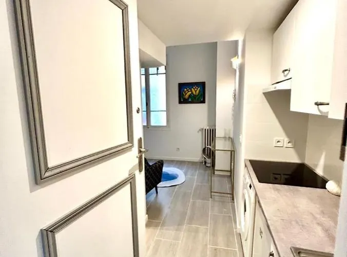 Apartmán Studio At 1 Min From The Main Street Nice