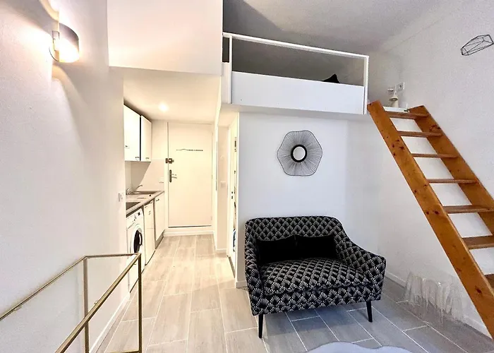 Studio At 1 Min From The Main Street Apartmán *